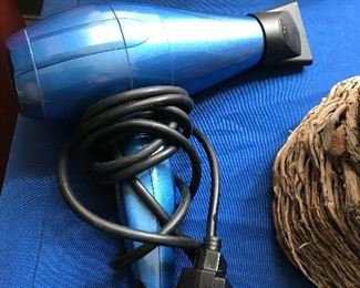 Hair dryer