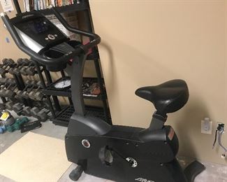 Life Fitness C3 exercise cycle
