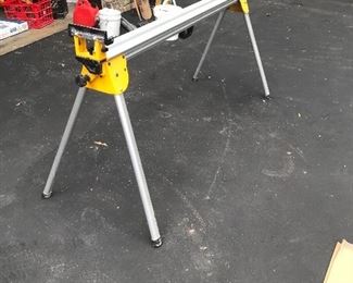 Dewalt mitre saw stand (collapsible)