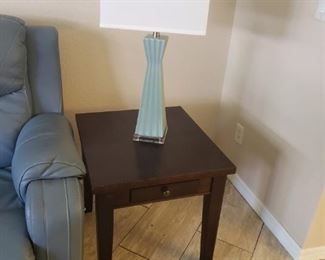 2 matching side tables