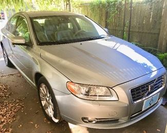 2007 Volvo S80 with only 78,021 miles

SOLD