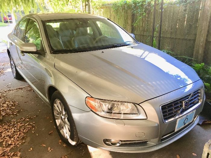 2007 Volvo S80 with only 78,021 miles

SOLD