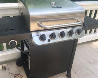 Gas grill