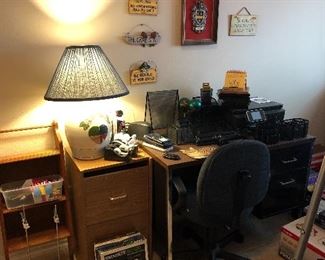 Desk, File cabinet, Desk chair, office supplies, lamp