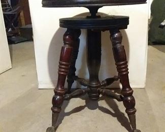 crystal ball foot spindle seat