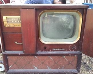 Muntz tv radio console 