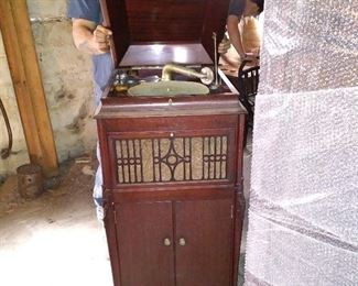 Regal Talking Macine