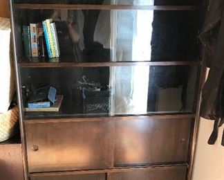 glasscabinet