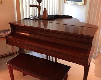 Beautiful Kimball 
Baby Grand Piano 