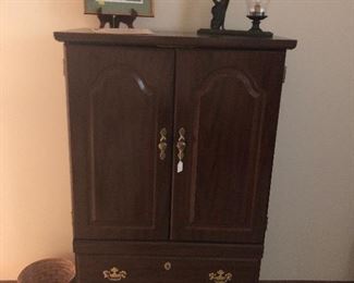 Chest antique lamp