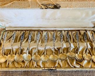 Sterling silver fancy set of 12 demitasse spoons in original satin lined case