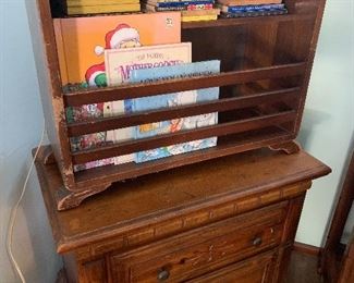 1940s bookcase/magazine stand #forties