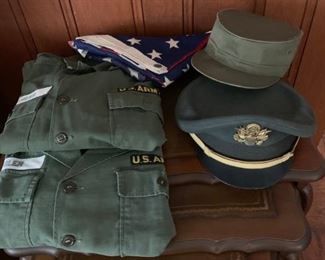 U.S. Army uniforms and hats with American flags