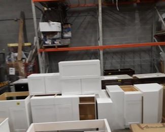 Hampton Bay Cambridge Assembled Cabinet Set. (10pc)