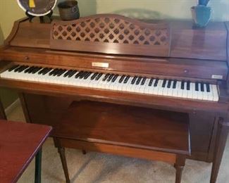 Baldwin Console Piano Acrosonic