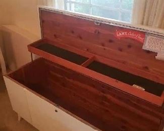 Lane Cedar Chest