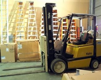 Yale LP Industrial Fork Truck, Model #GLC060TFNUAE094