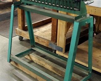 Tin Knocker Cleat Bender Model #30, 20 Gauge Capacity