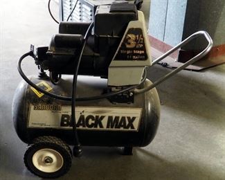 Sanborn Black Max 3.5 Horse Power Electric Air Compressor, 11 Gallons