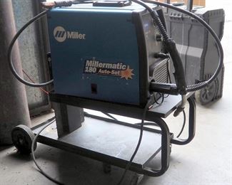 Miller 230 Volt Wire Welder, Millermatic 180 Includes Prostar Mig Welding Gun And Rolling Metal Cart