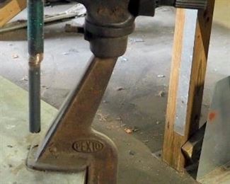 Pexto #0581 Crimping/Beading Machine, 9-38