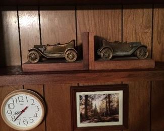 Neat book ends