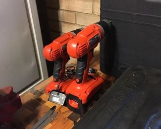 B & D Firestorm cordless