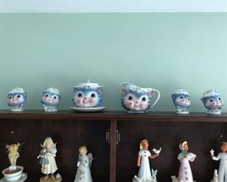 Lefton "Miss Sniff" set.