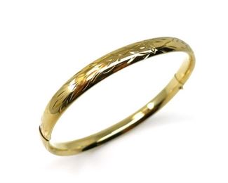 PERFECT 12K GOLD FILLED ETCHED BANGLE BRACELET