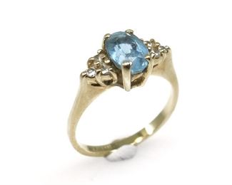 14K GOLD BLUE TOPEZ & DIAMOND RING