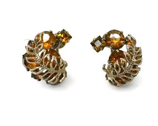 AMBER RHINESTONE EARRING WITH LEAF ACCENTS