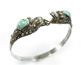 GORGEOUS 900 SILVER DOUBLE DRAGON HEAD BRACELET