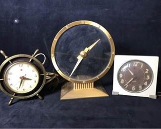 M055 Vintage Clocks
