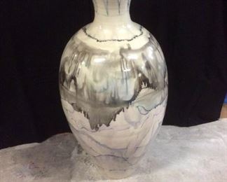 A014 Large Urn Style Glazed Vase