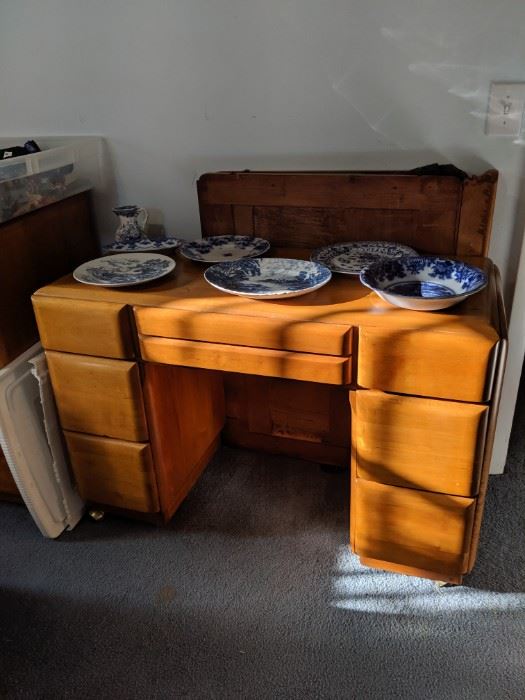 Russell Wright 515 Forest Tan