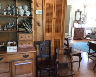 Chairs, Accent Tables, Nick-Knacks, Wall Mirror