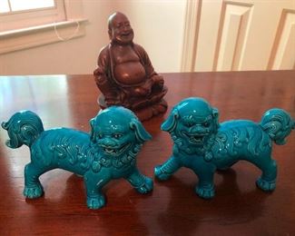 I love me some turquoise dog dragons!