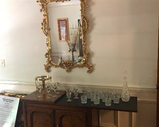 evil twin of earlier evil-queen mirror