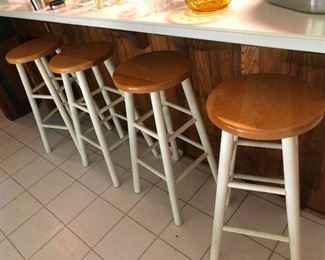 bar stools, standard non-flouncy