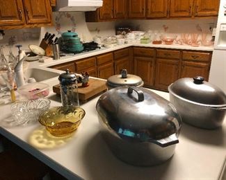 club ware pots and pans