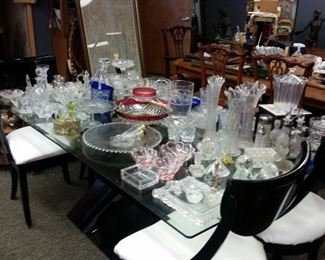 glassware and crystal pieces, looking for a gift??