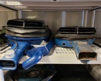 #256: 2 Cobra Jet Shaker Assembly
2 Cobra Jet Shaker Assembly
