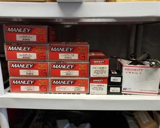 #263: Manley Titanium Valves, Manley Valve Springs, Socket Chrysler Crank, Socket for CB Crank
Titanium Valves, Valve Springs, Socket Chrysler Crank, Socket for CB Crank, Brake Pedal Assembly w/ hardware and bearings.
