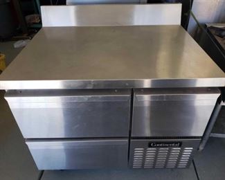 #618: CONTINENTAL CRA43-BS-D REFRIGERATED BASE CABINET WITH BACKSPLASH AND TWO DRAWERS 43" 12 CU FT
Measures approximately 40.25" x 43" x 35"