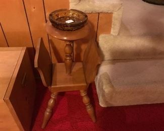 1960 ashtray stand