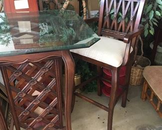 Beveled Glass top!