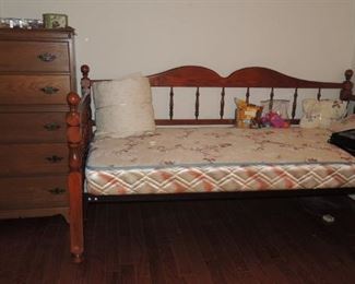 Day bed and chest