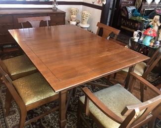 Mid Century Modern Dining Table 