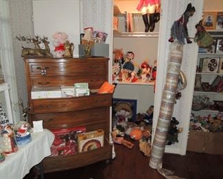 Gentleman's chest. Upholstery fabric, Analise Dolls, Witches and Fairies, Snow Globes, Christmas