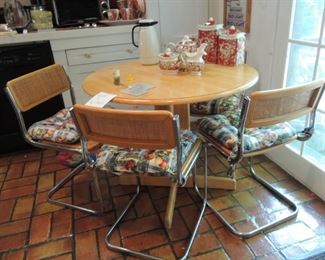 Casual Table and Chairs